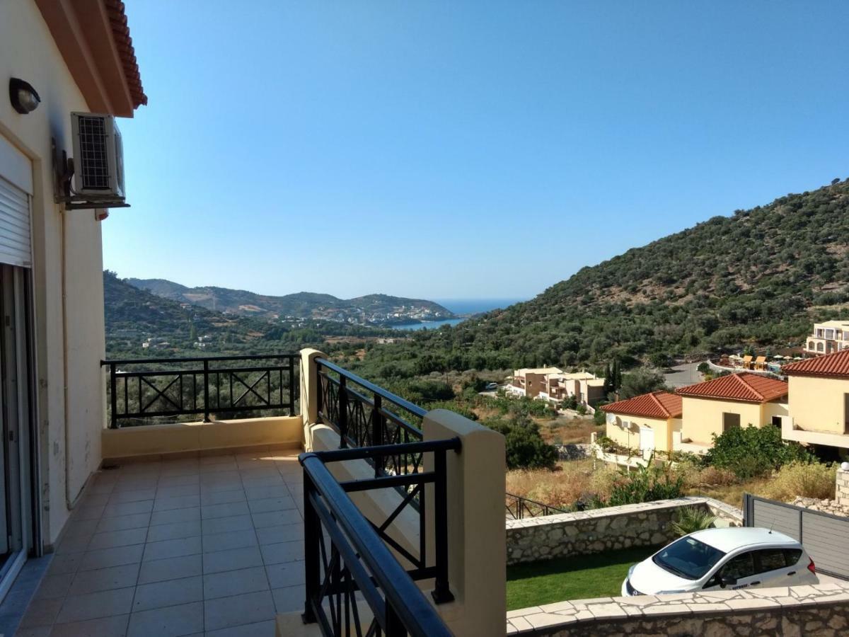 Villa Merastri Vlikhadha Екстер'єр фото