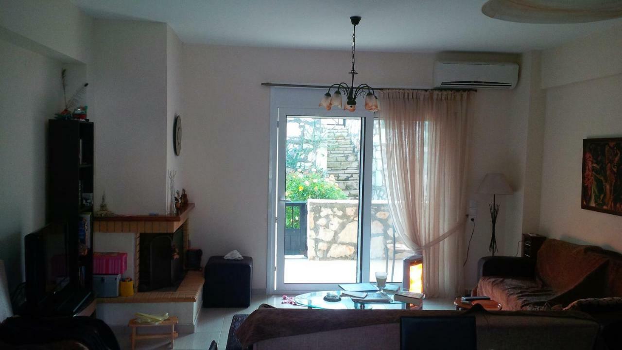 Villa Merastri Vlikhadha Екстер'єр фото